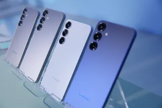 The Best Smartphones to Buy in 2025 Review & Guide